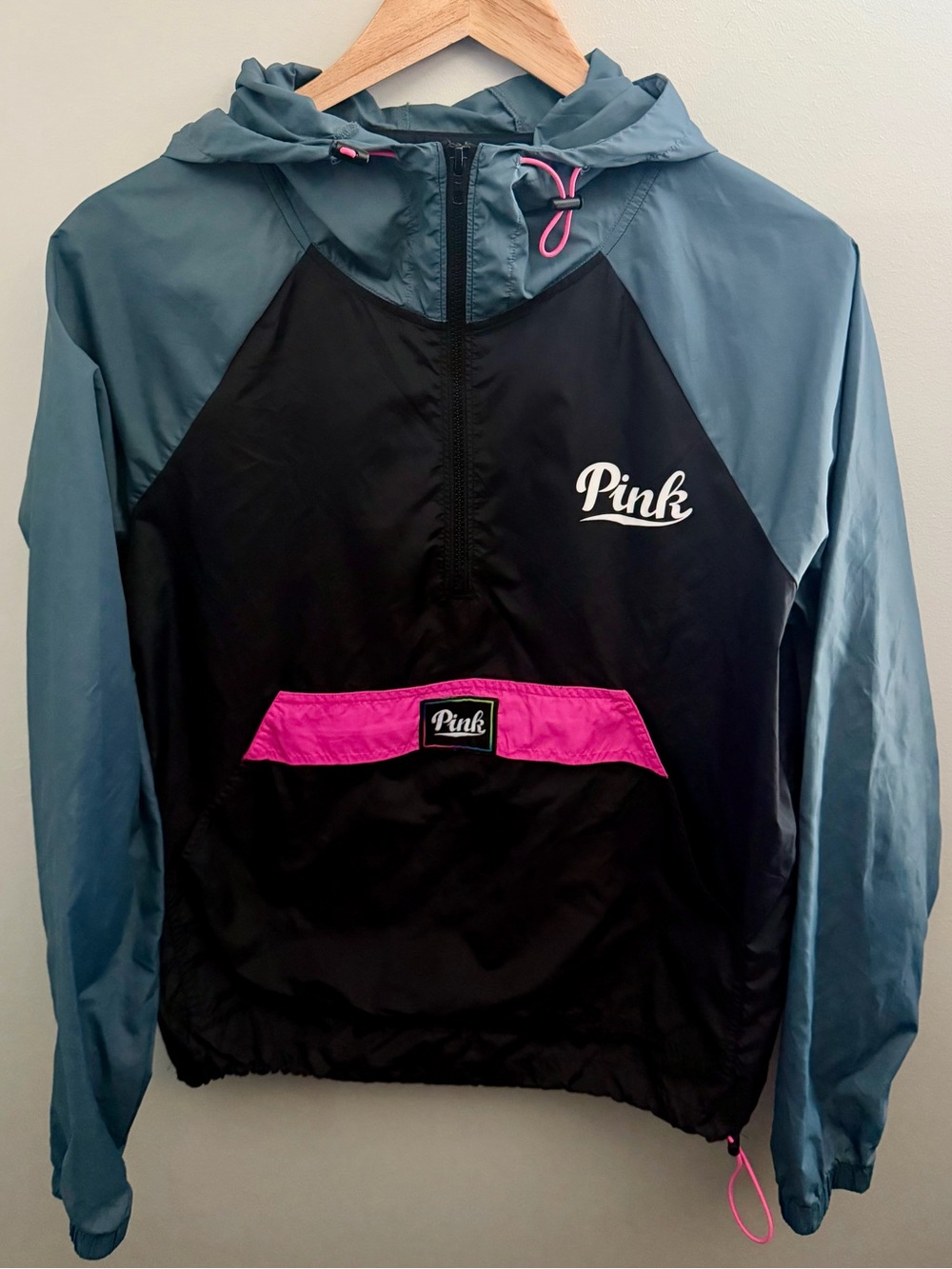 PINK Victoria’s Secret Black Hooded 1/4 Zip Hooded Windbreaker Pullover XS